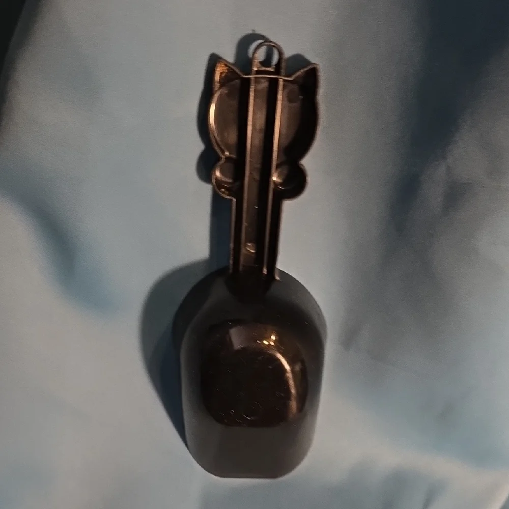 Blue Cat-Shaped Pet Food Scoop